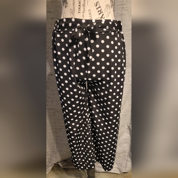 Source Unknown Pants - Polka Dot Capri Pants
